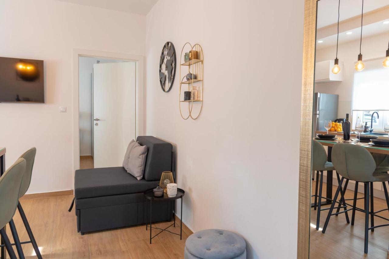 Apartmani Sara ビビニェ エクステリア 写真